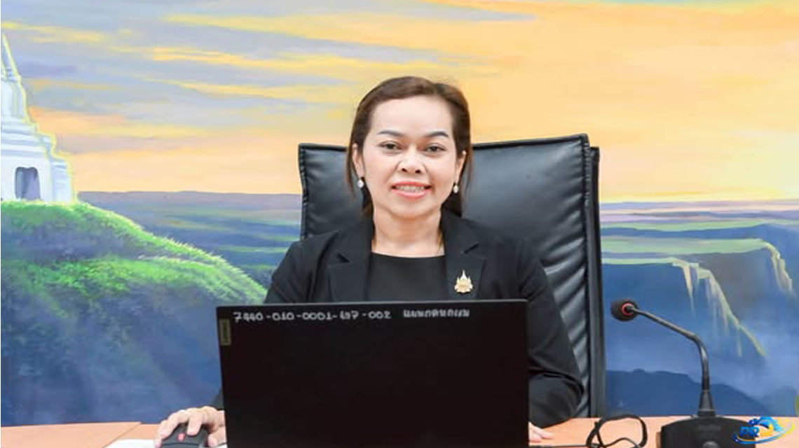  ดร.สุธาสินี คงทอง   เป็นประธานในการประชุมวางแผนและปรึกษาหารือการดำเนินโครงการน้อมวันทา