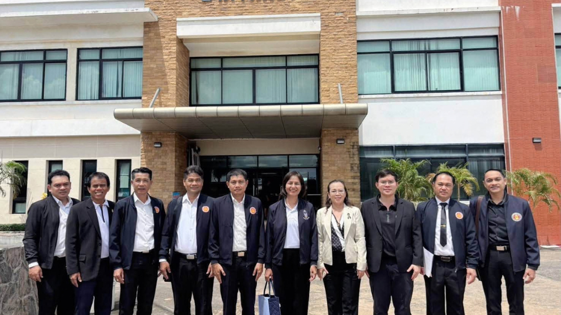  นายประเสริฐ ทองสาลี เป็นคณะกรรมการตรวจสภาพดำเนินกิจการการขออนุญาตโอนใบอนุญาตให้จัดตั้งโรงเรียนเอกชน 